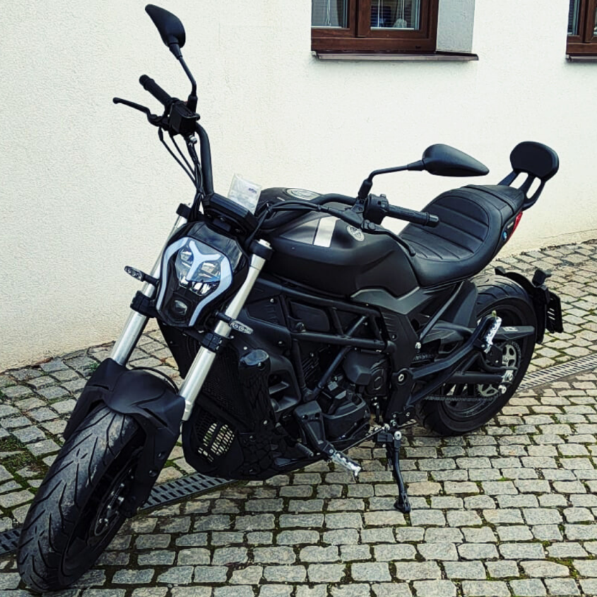 TESTOVACÍ MOTOCYKL 502C
